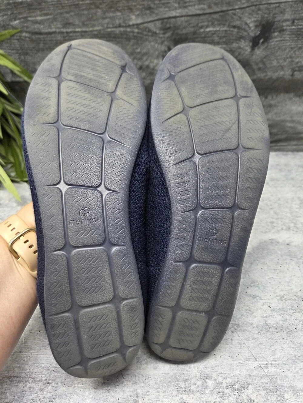 Merinos Navy Blue Flats Womens Size 12 Flexible Lightweight Comfort Breathable
